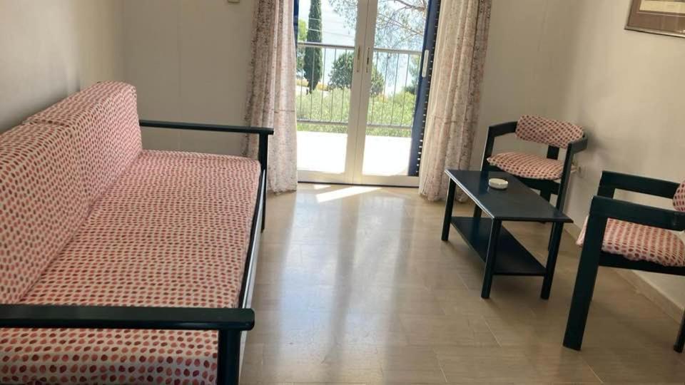 Helen'S Appartments Galaxídhion Dış mekan fotoğraf